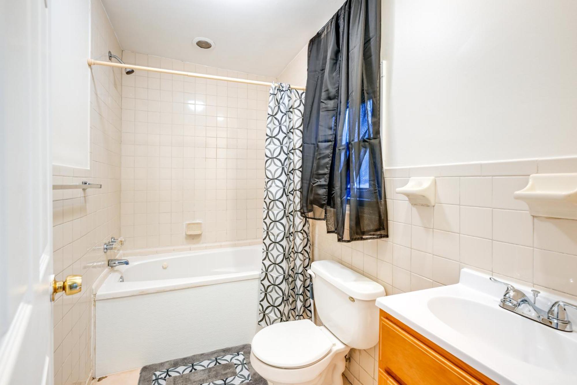 Charming Long Island Home With Fenced Yard! 프리포트 외부 사진